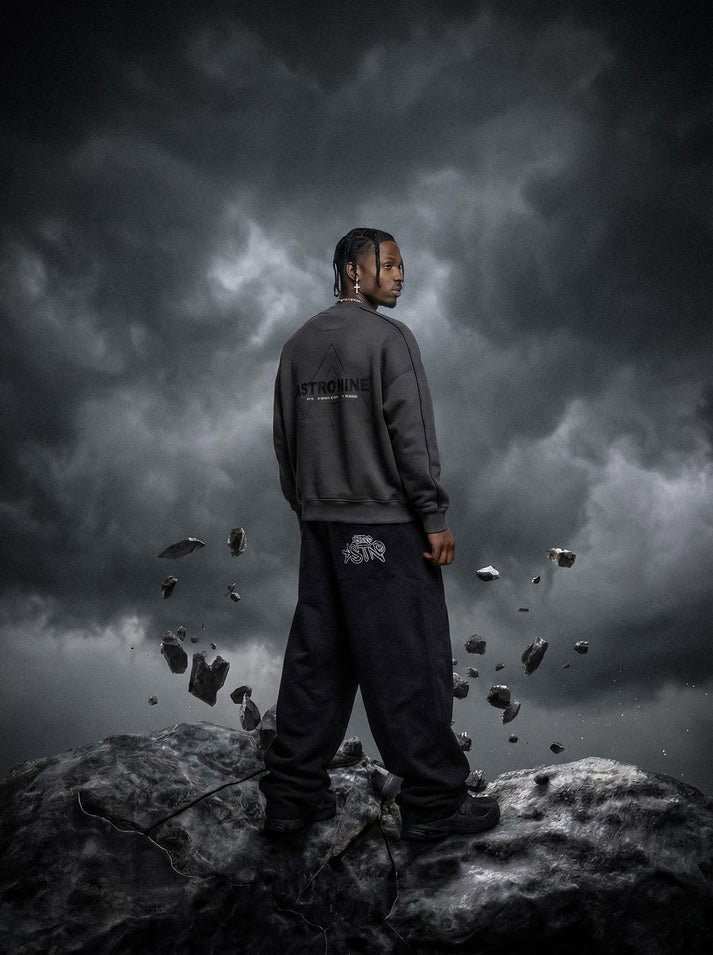 ASTRO NINE GRAY CREWNECK